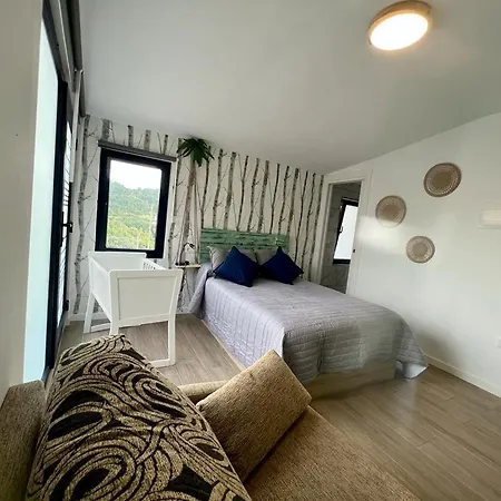 Holiday home O Recuncho De Tibias *